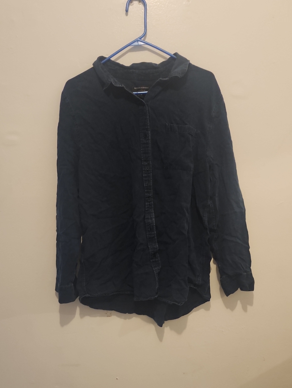 Banana Republic Navy Blue Long-Sleeve Button-Down Shirt